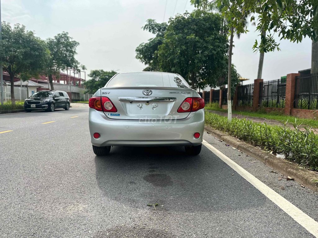 Toyota Corolla Altis 2009 - ảnh 3