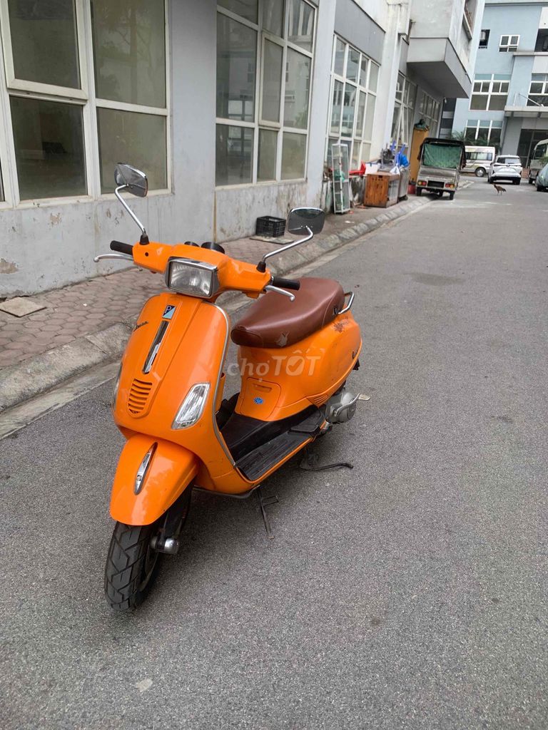 Piaggio Vespa 2010 - ảnh 2