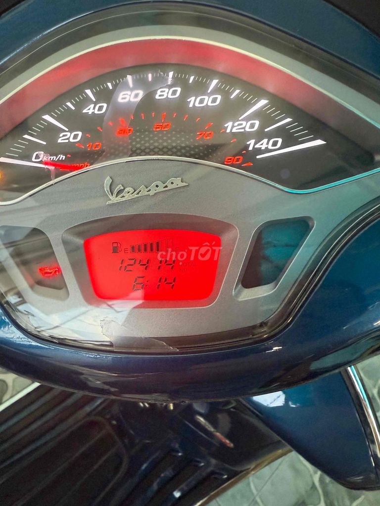 Piaggio Vespa 2022 - ảnh 1