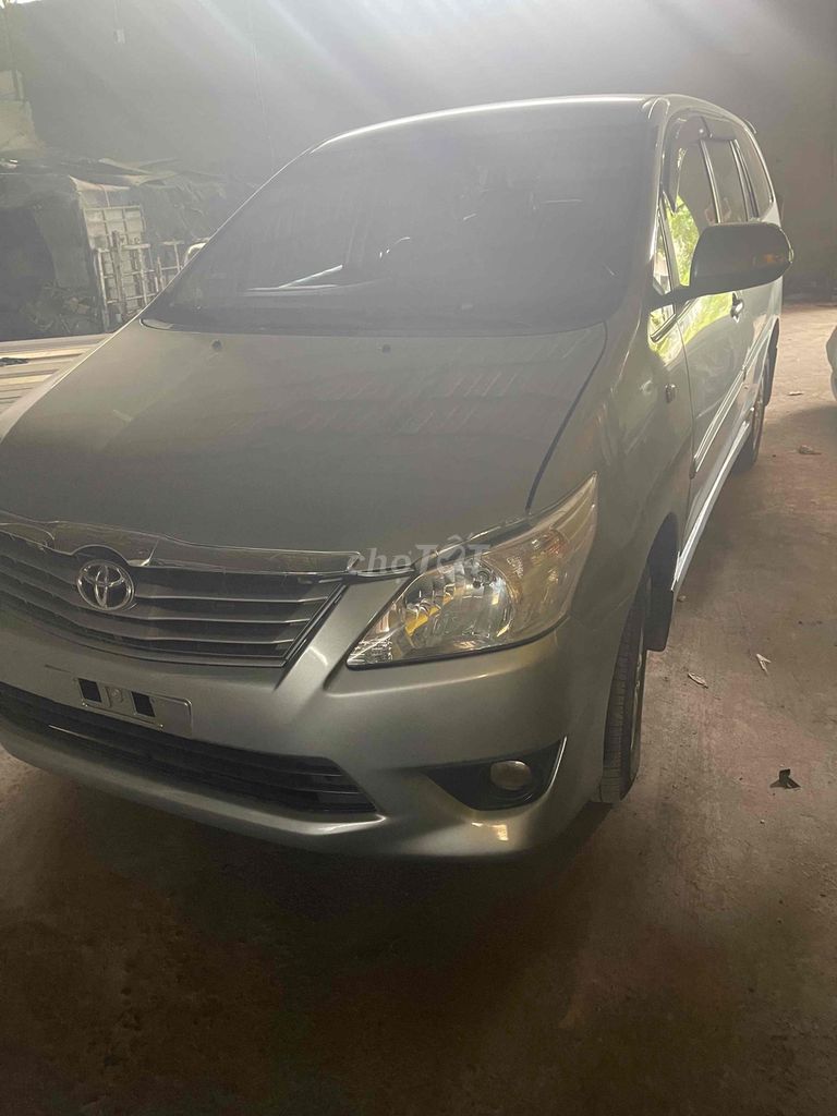 Toyota Innova 2013 - ảnh 1