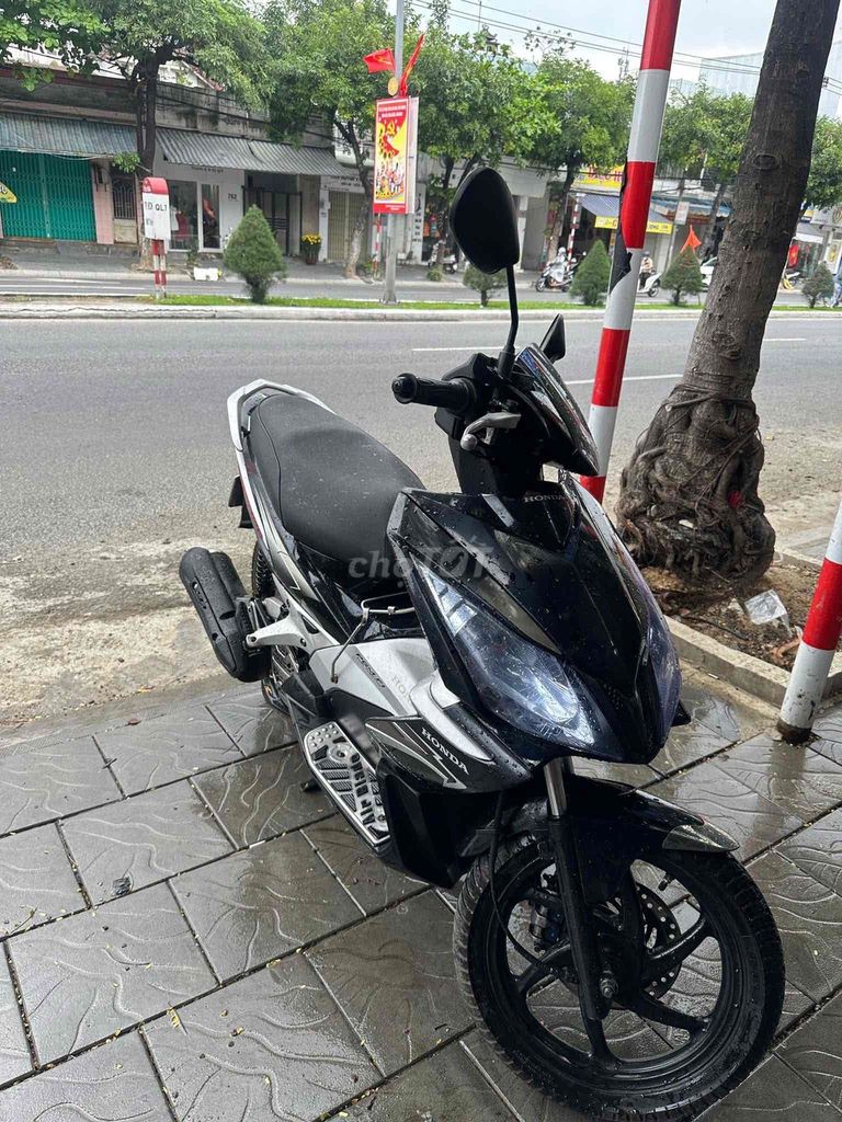 Honda Air Blade 2011 - ảnh 1