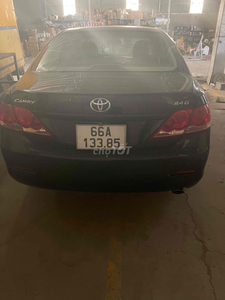 Toyota Camry 2.4G - ảnh 4
