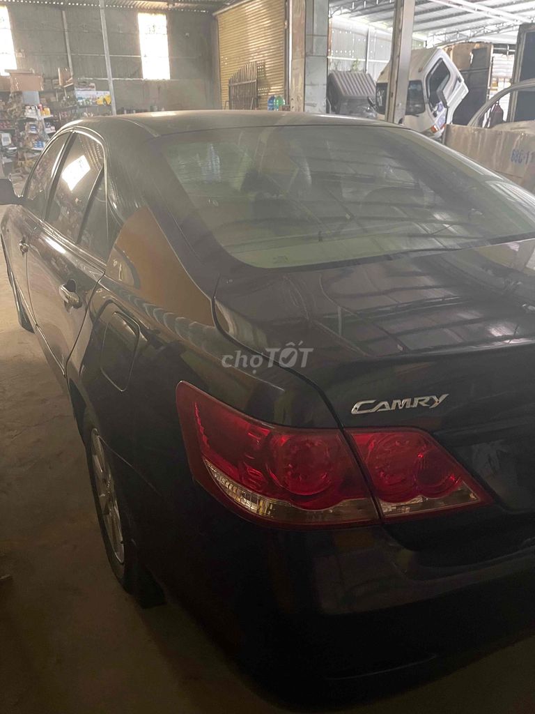 Toyota Camry 2.4G - ảnh 5