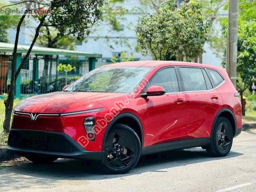 VinFast VF MPV 7 AT 2026 - ảnh 1