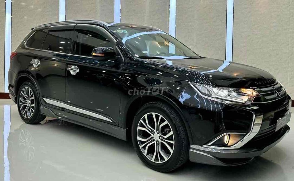 Mitsubishi Outlander 2018 - ảnh 2