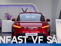 VinFast Limo Green AT 2026 - ảnh 1