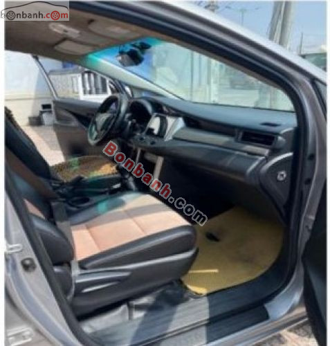 Toyota Innova 2.0E 2017 - ảnh 5