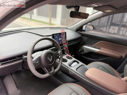 VinFast VF MPV 7 AT 2026 - ảnh 4