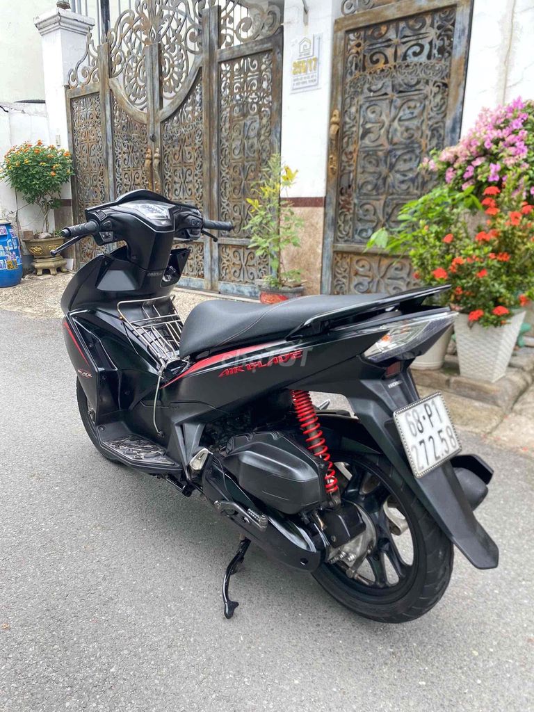 Honda Air Blade 2015 - ảnh 4