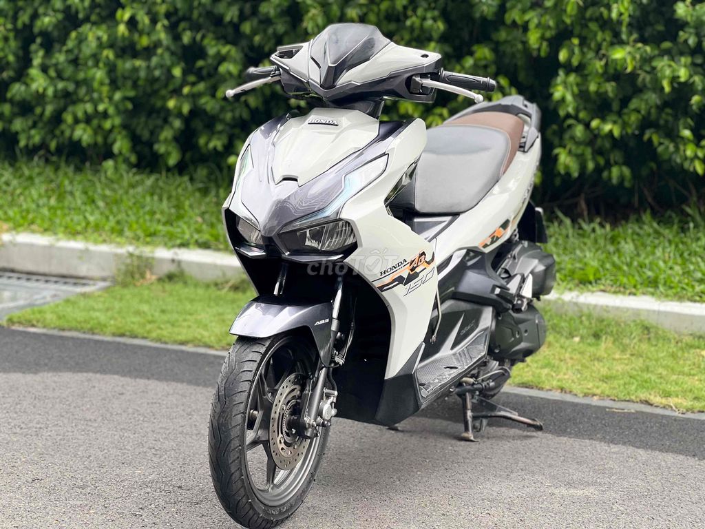 AirBlade 2022 - ảnh 1
