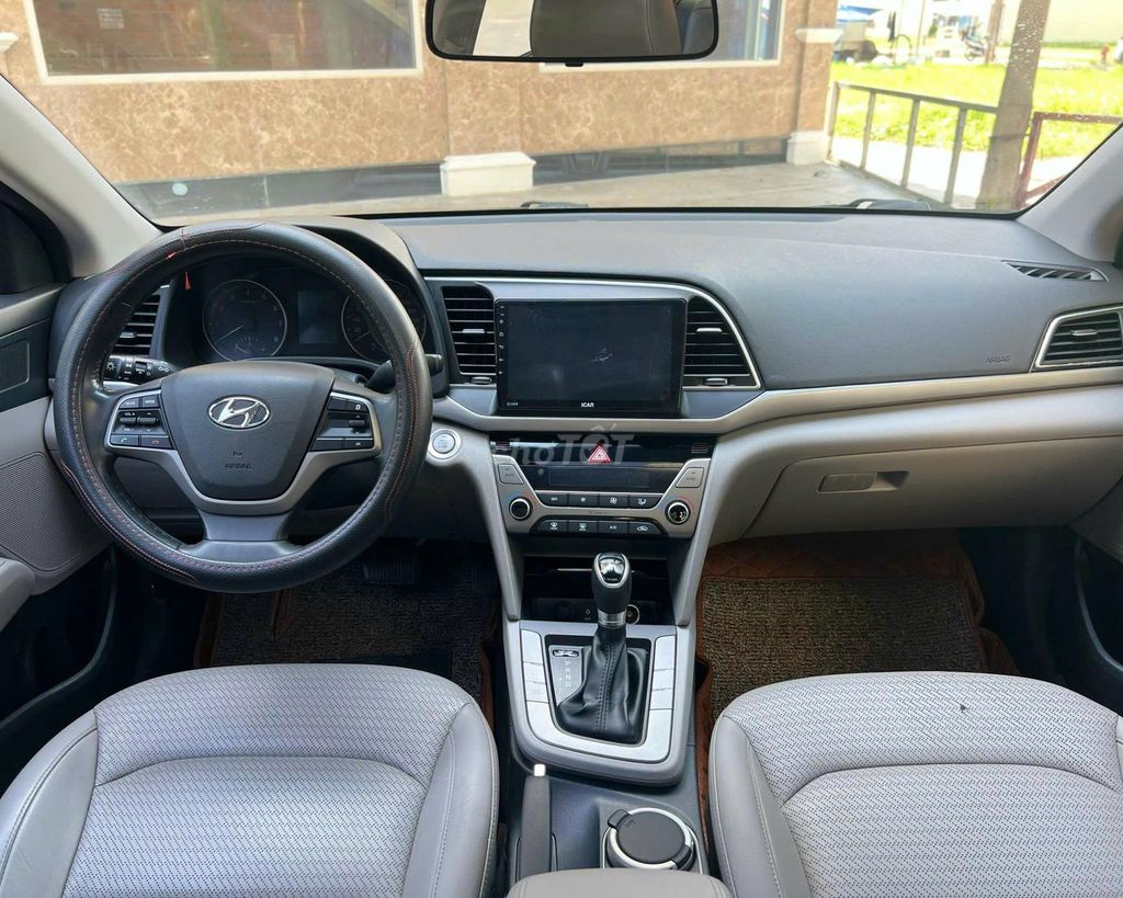 Hyundai Elantra 2016 - ảnh 5
