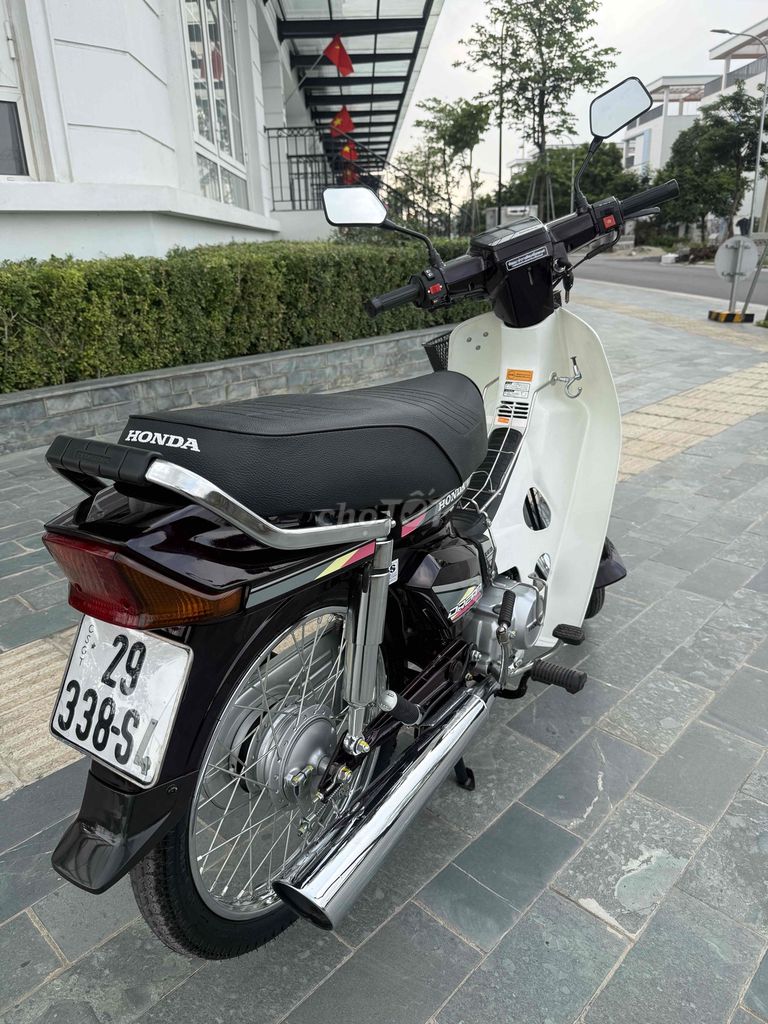 Honda Dream 1994 - ảnh 4