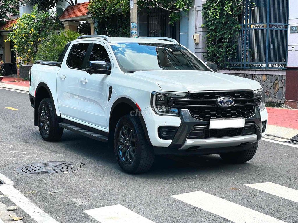 Ford 2025 - ảnh 2