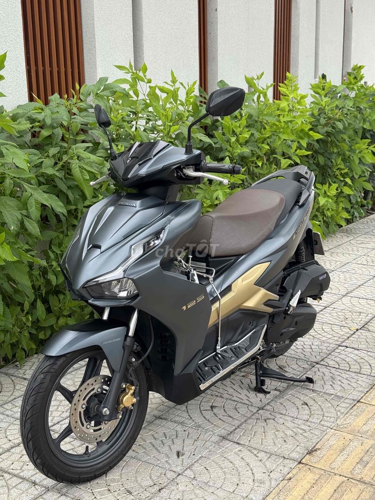 Honda Air Blade 2024 - ảnh 2