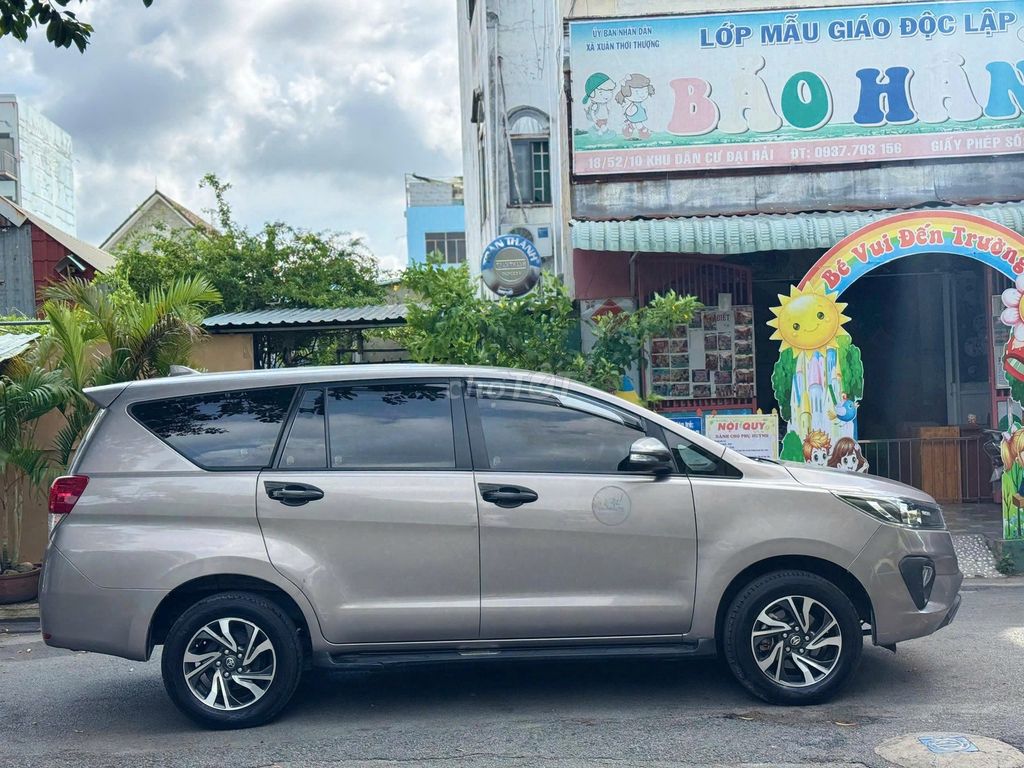 Toyota Innova 2023 - ảnh 4