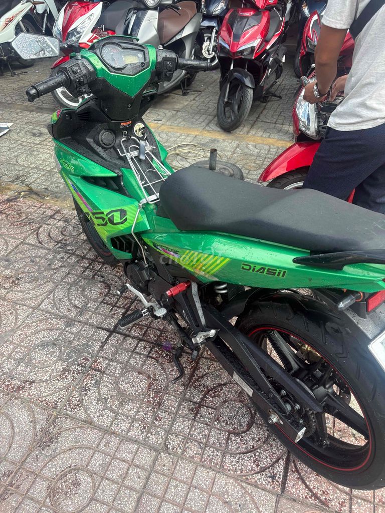 Yamaha Exciter 2015 - ảnh 4