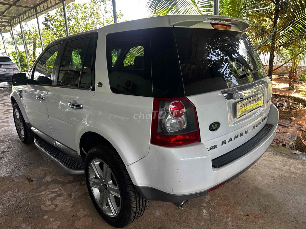Land Rover 2010 - ảnh 1