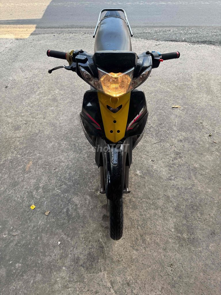 Yamaha Sirius 2012 - ảnh 4