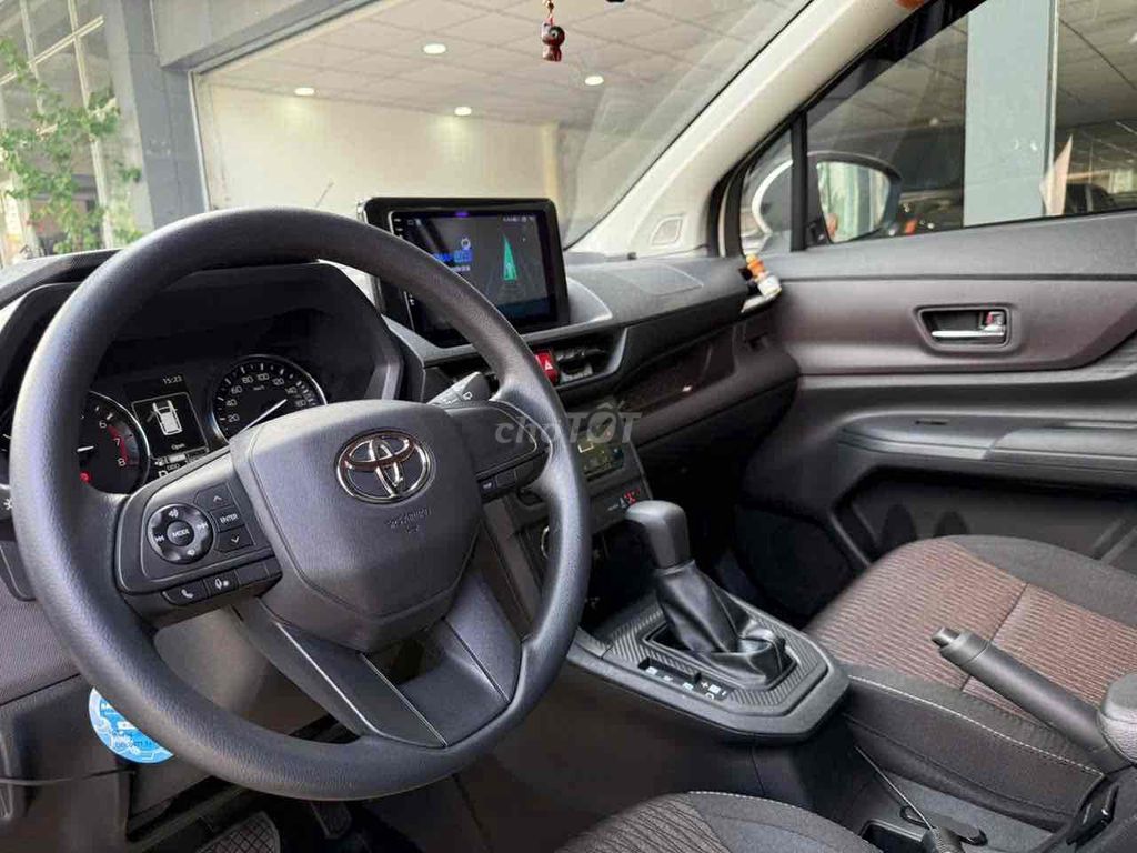 Toyota Avanza Premio 2024 - ảnh 5