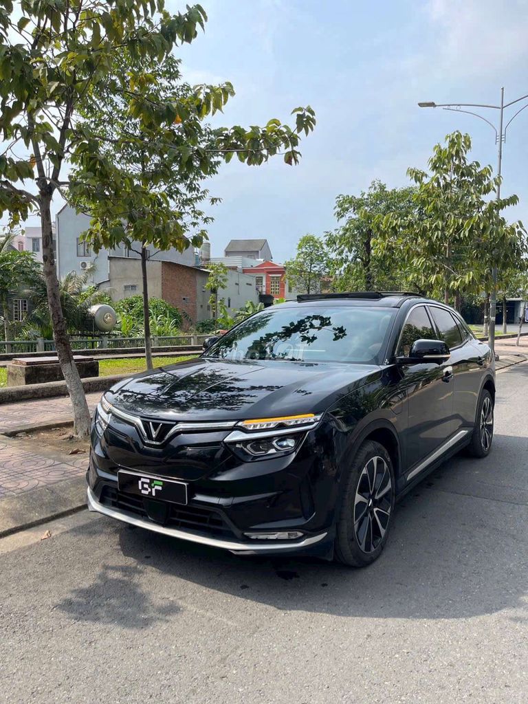 VinFast VF8 Plus 2023 - ảnh 1