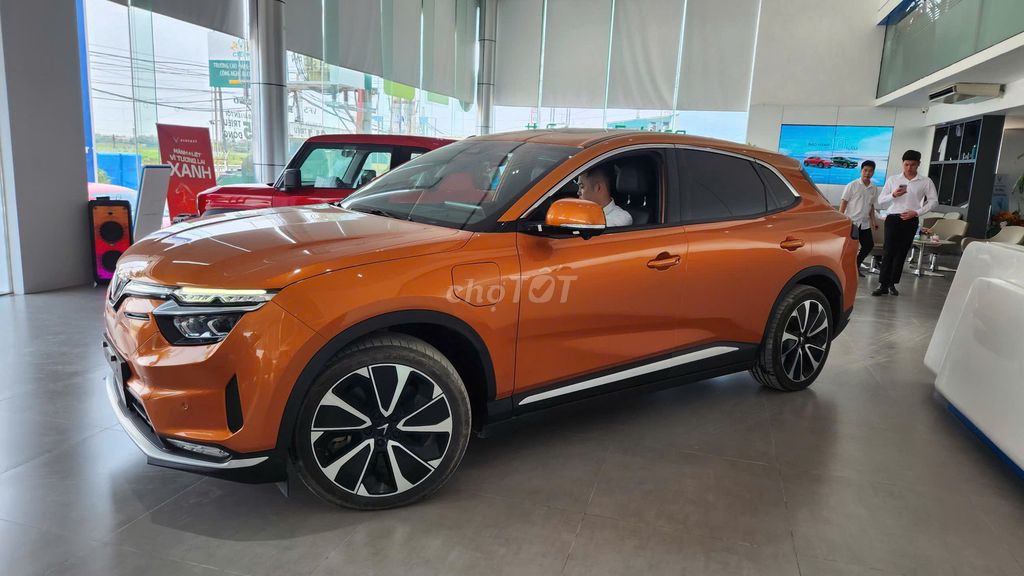 VinFast VF8 2023 - ảnh 1