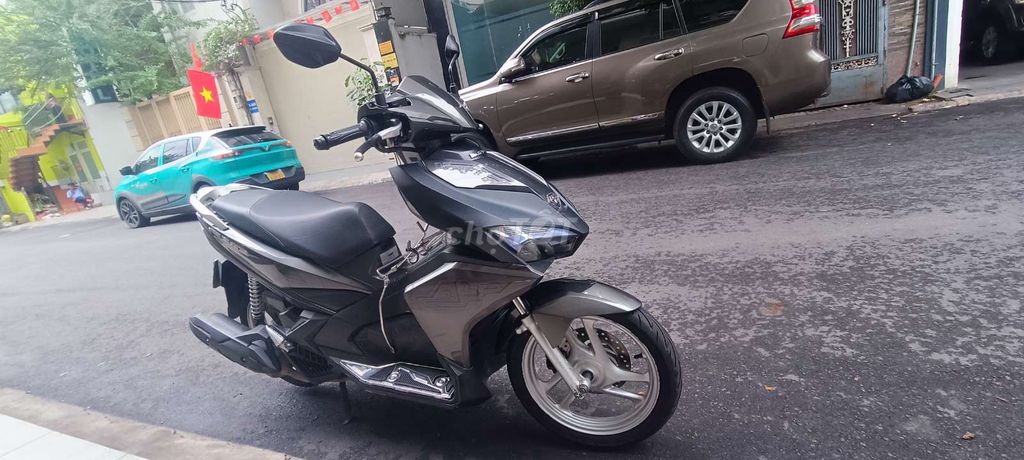 Honda Air Blade 2018 - ảnh 1