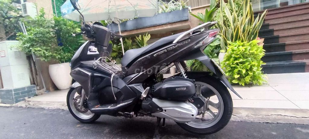 Honda Air Blade 2018 - ảnh 3