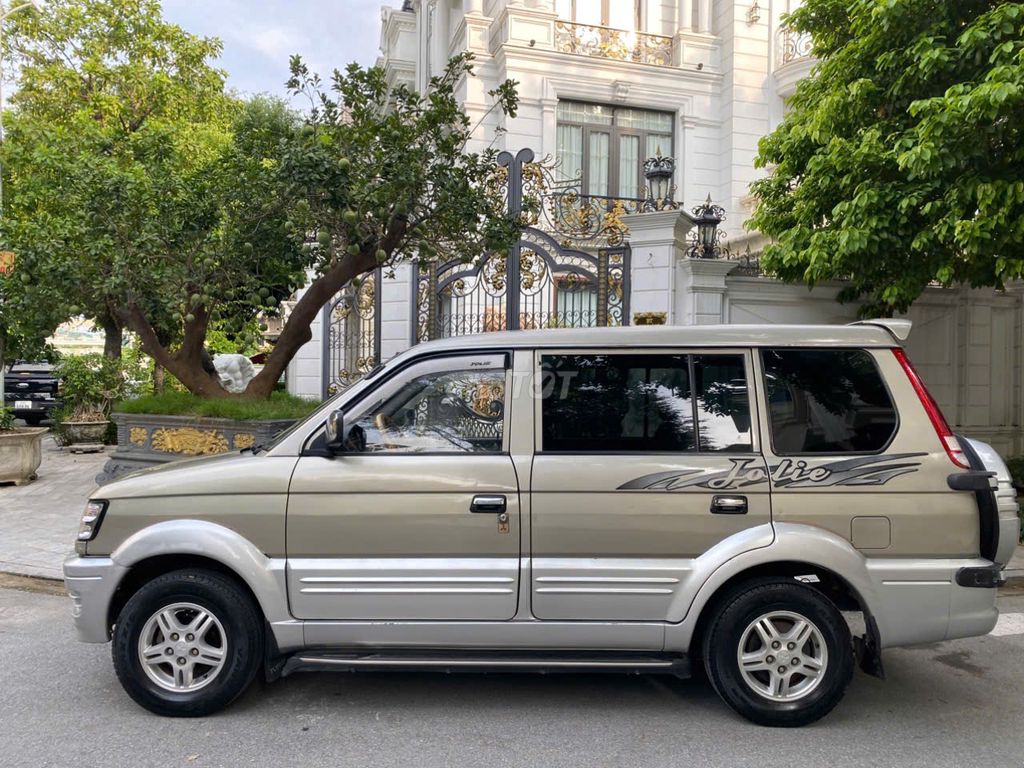 Mitsubishi Jolie - ảnh 5