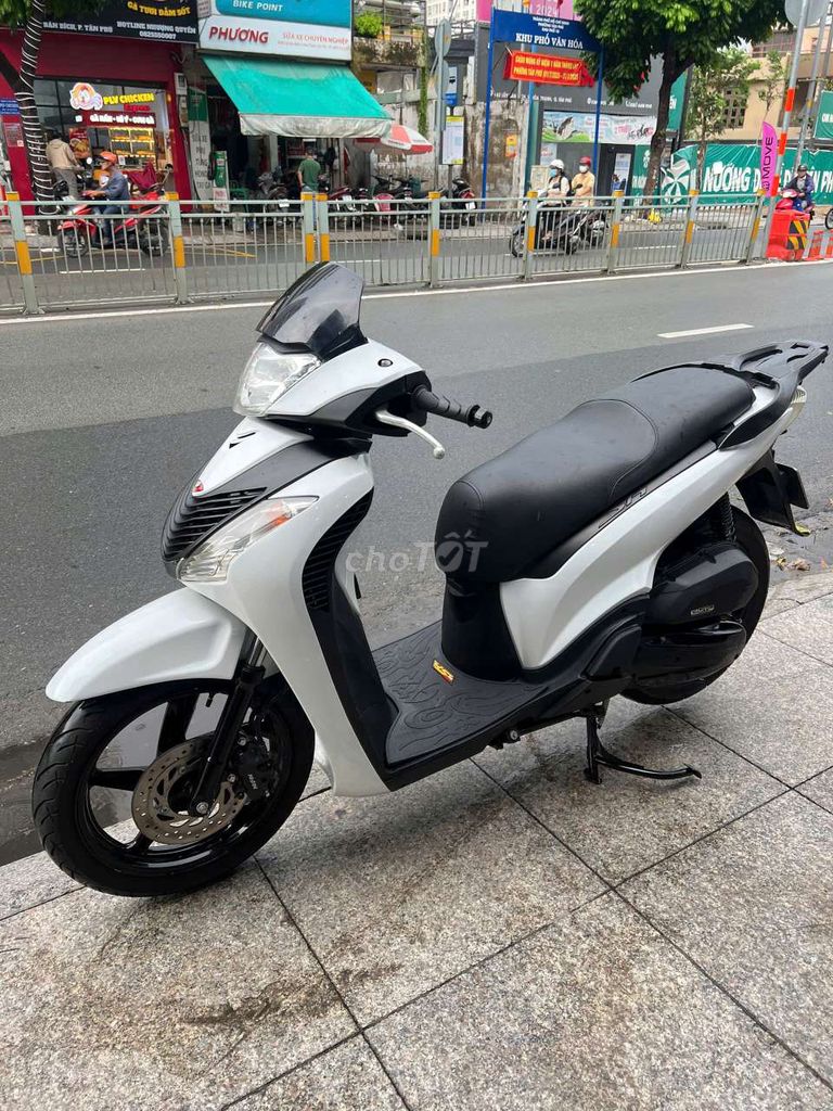 Honda SH 2018 - ảnh 2