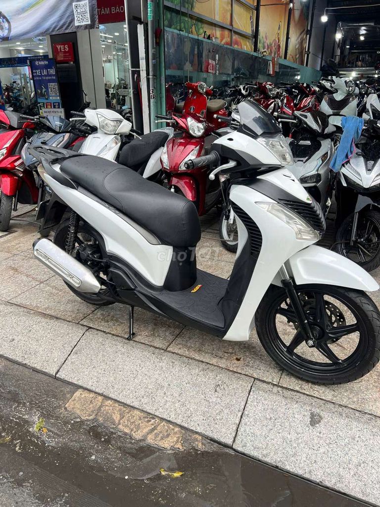 Honda SH 2018 - ảnh 3