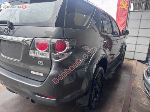 Toyota Fortuner 2.7V 4x2 AT 2015 - ảnh 5