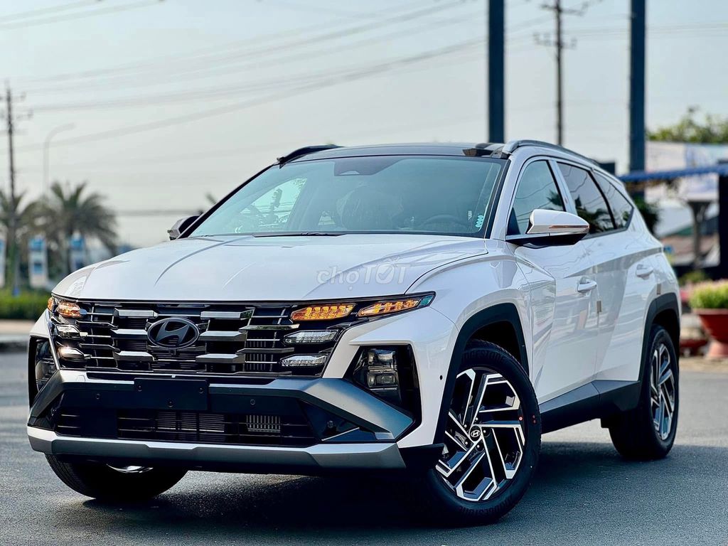 Hyundai Tucson - ảnh 1