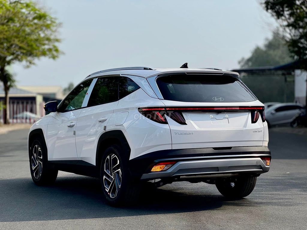 Hyundai Tucson - ảnh 5