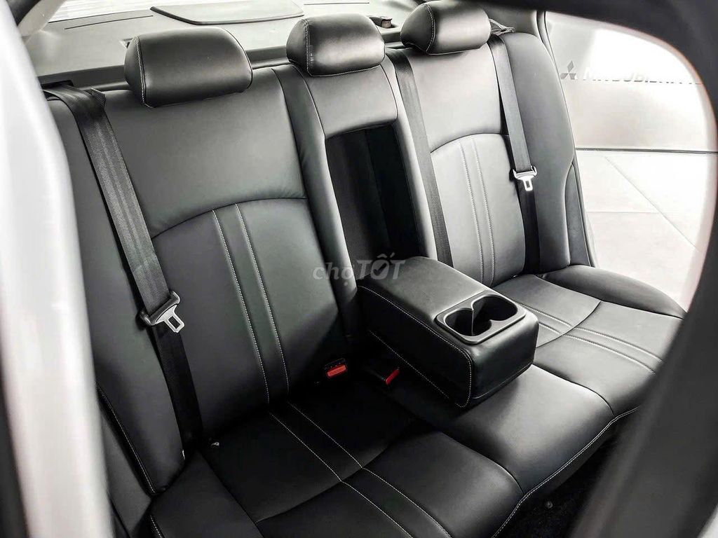 Mitsubishi Attrage 2026 - ảnh 4