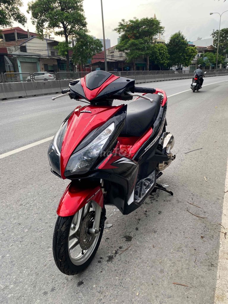Honda Air Blade 2015 - ảnh 3
