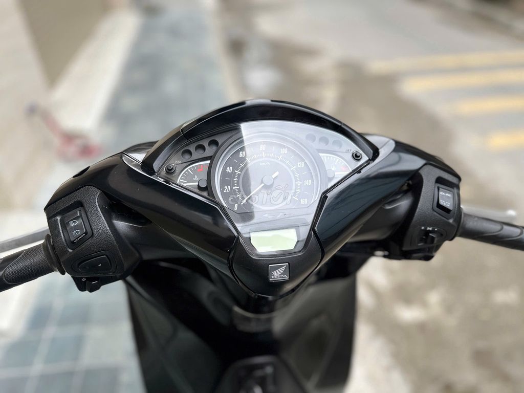 Honda SH 2017 - ảnh 2