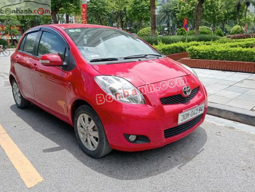 Toyota Yaris 1.5 AT 2012 - ảnh 2