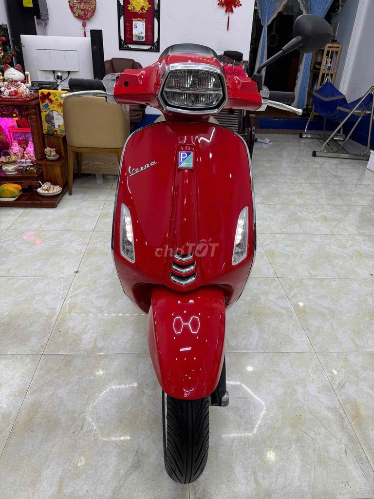 Piaggio Vespa 2023 - ảnh 1