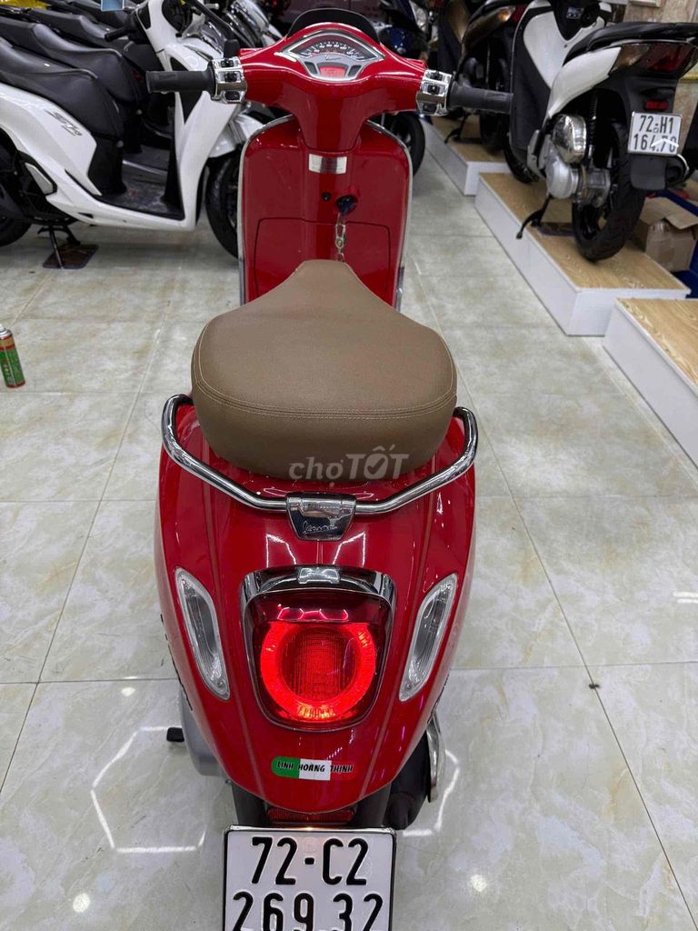 Piaggio Vespa 2023 - ảnh 2