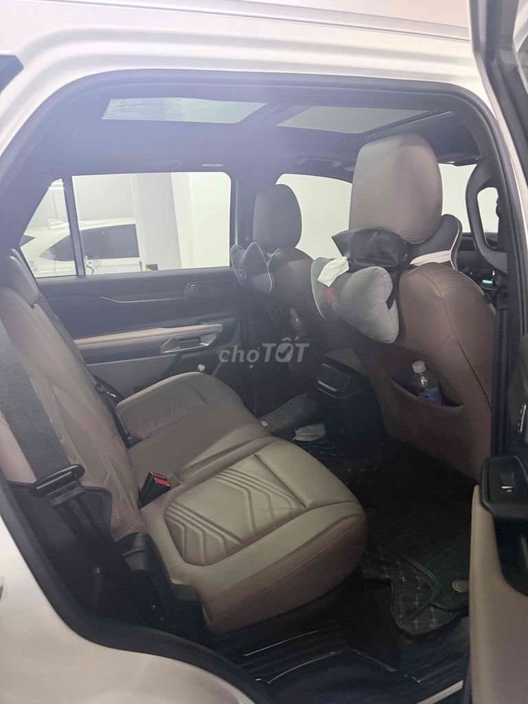 Ford Everest - ảnh 5