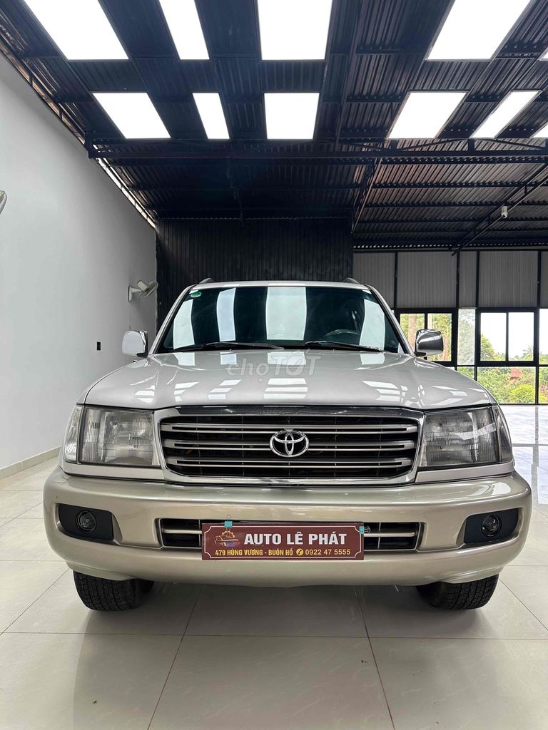 Toyota Land Cruiser - ảnh 1