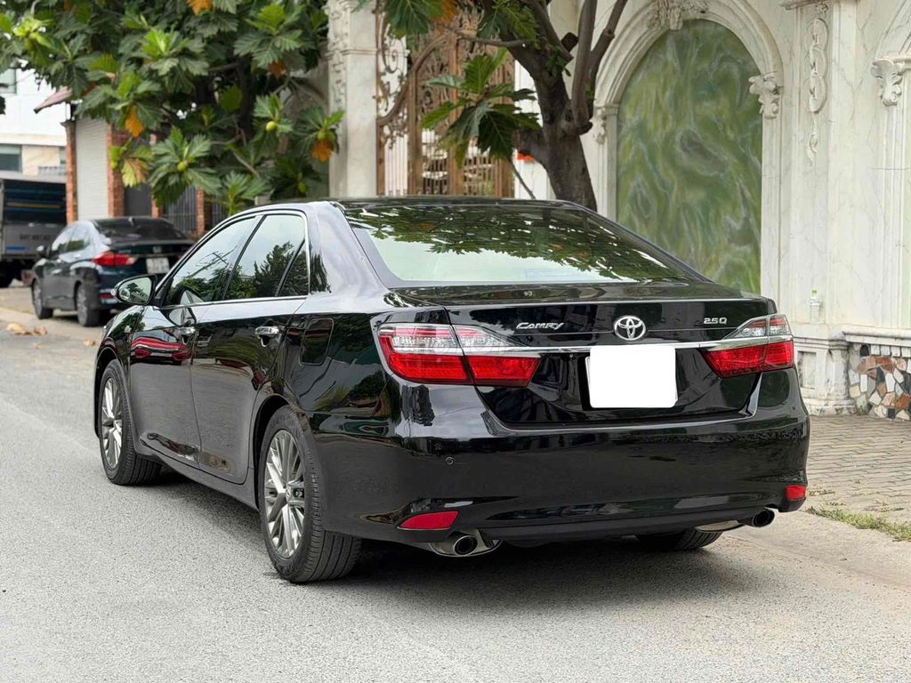 Toyota Camry 2.5Q 2016 - ảnh 3