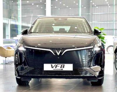 VinFast VF8 2026 - ảnh 1