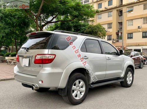 Toyota Fortuner 2.5G 2010 - ảnh 3