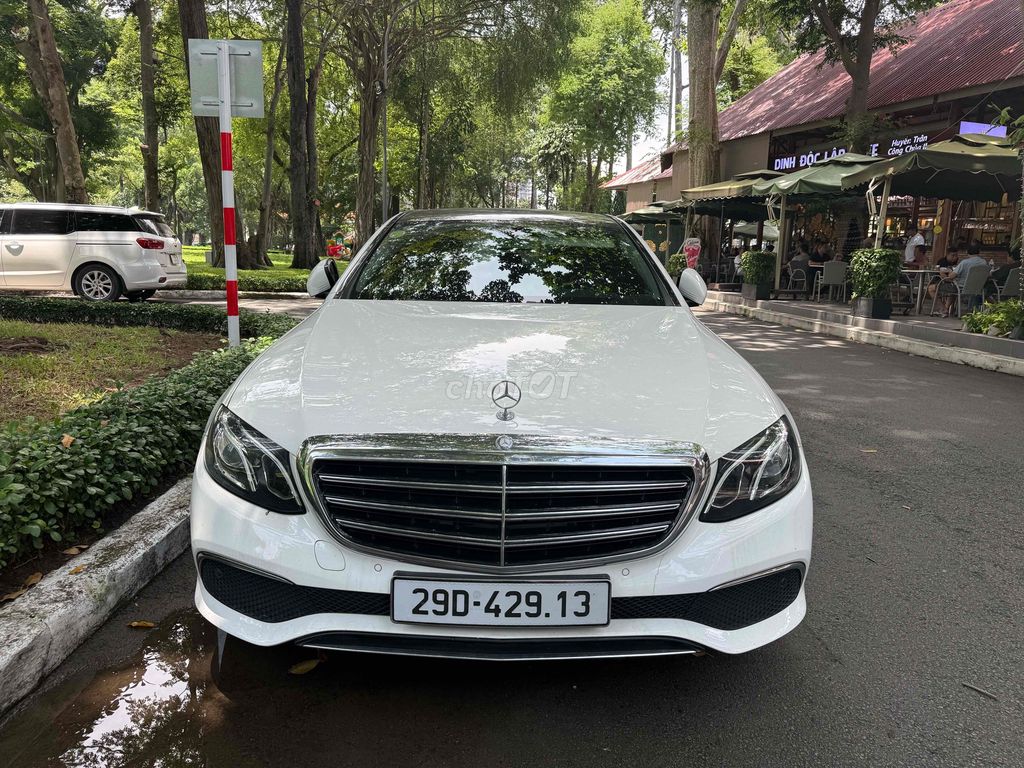 Mercedes-Benz 2017 - ảnh 1