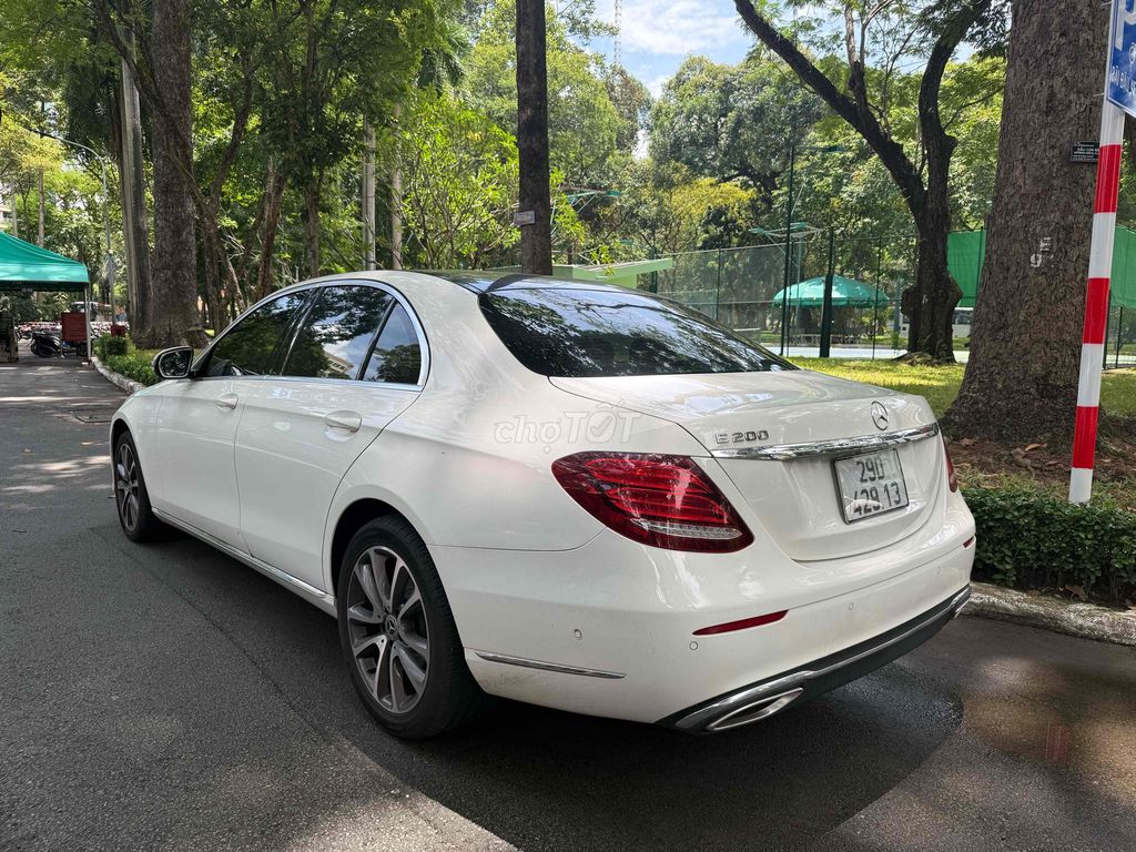 Mercedes-Benz 2017 - ảnh 4
