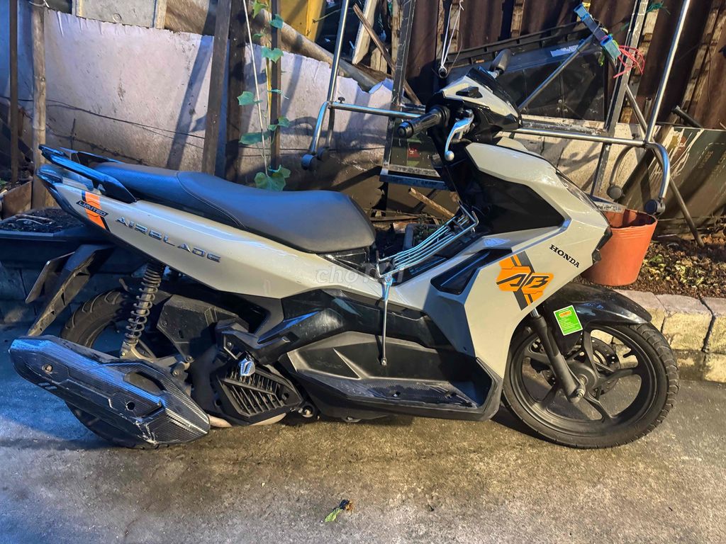 Honda Air Blade 2021 - ảnh 2