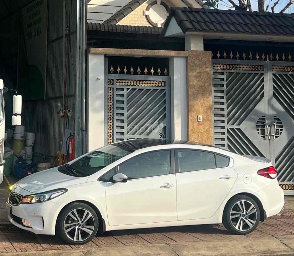 Kia Cerato 2018 - ảnh 1