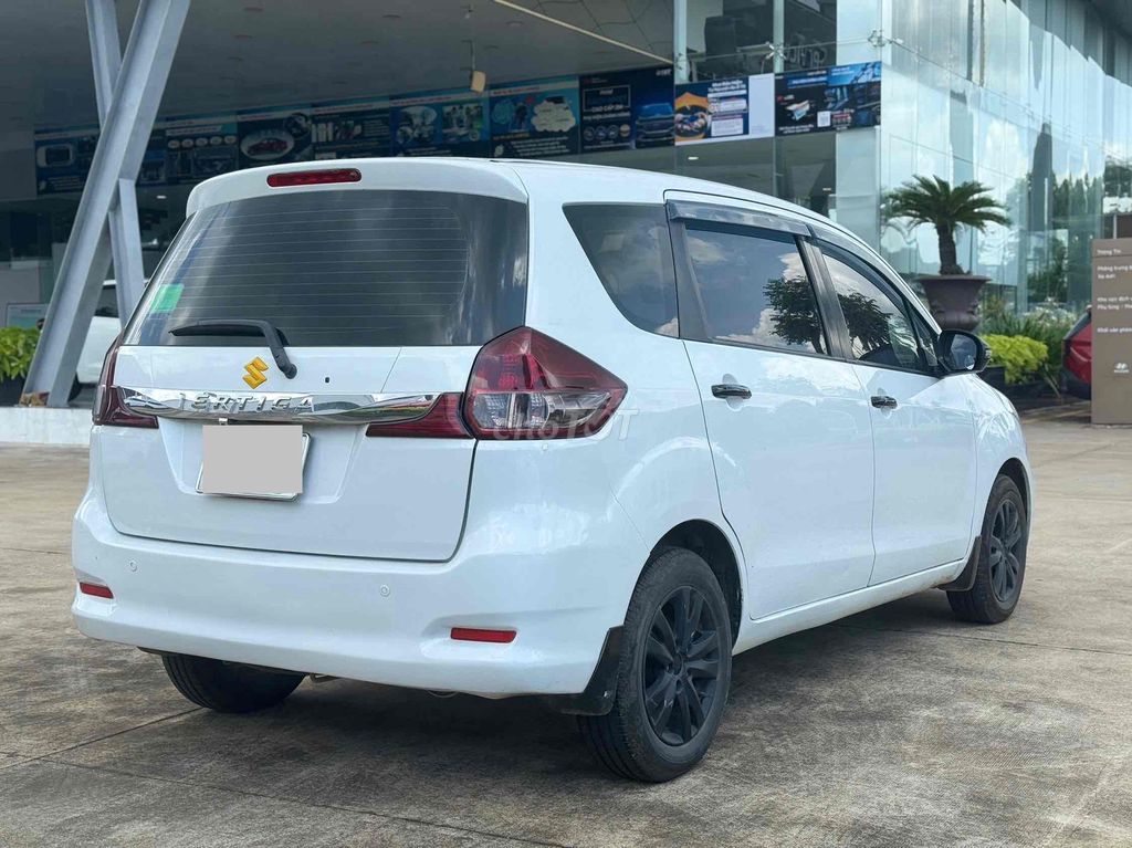 Suzuki Ertiga 2017 - ảnh 3