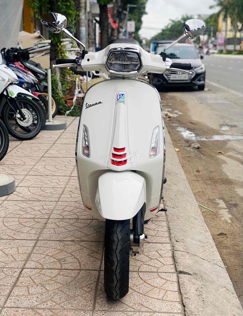 Piaggio 2022 - ảnh 3